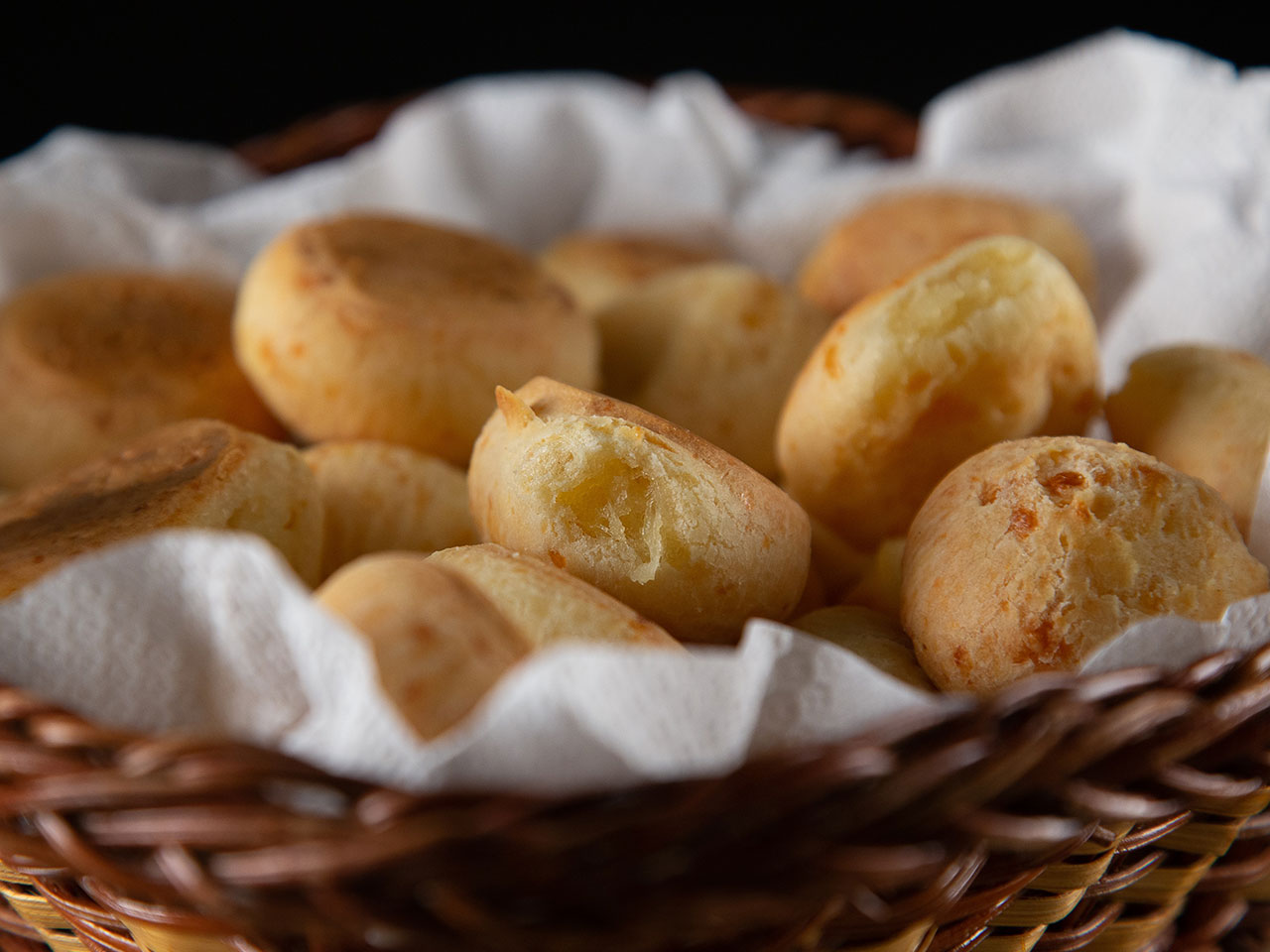 pao-de-queijo-ricardo-bacelar-9PJoYi_eqPY-unsplash